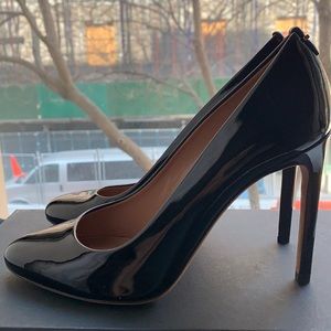🖤Black patent heels Hugo Boss🖤